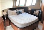 Sunseeker Manhattan 70 - 19 - Master Cabin