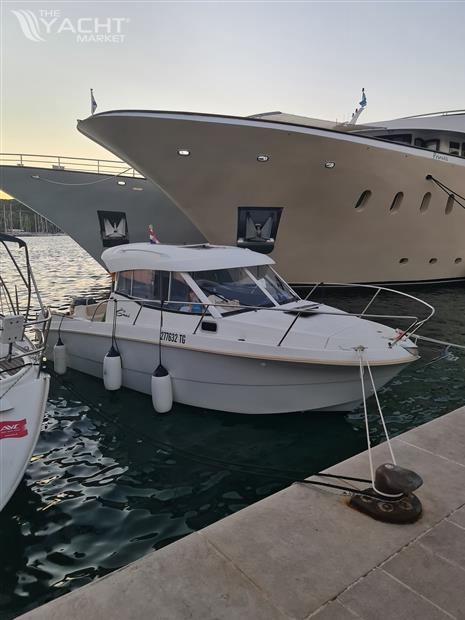 Beneteau Antares 750