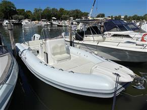 MARINE CLUB SEACLUB 27'