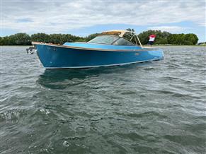 Long Island 33 Runabout