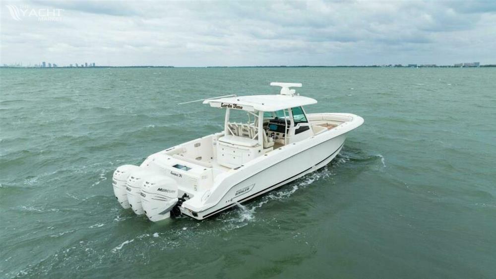 2018 Boston Whaler