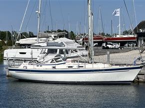 Hallberg Rassy 39 MK1