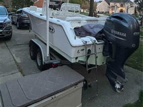 Sea Hunt 225 Ultra