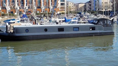 Collingwood 60ft Luxury Widebeam Barge