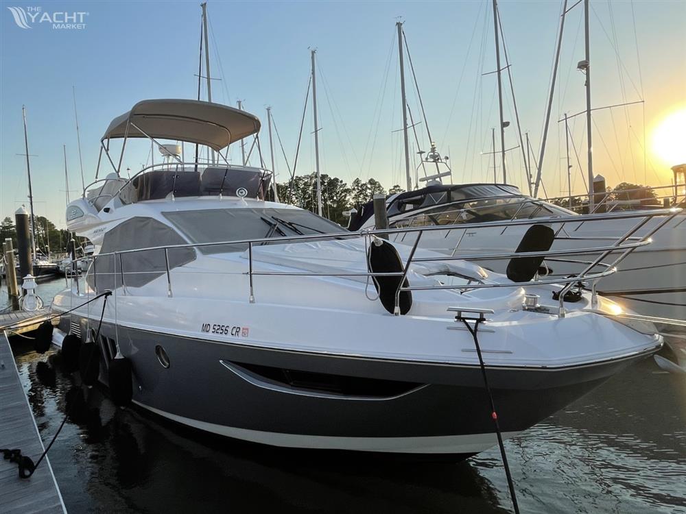 2011 Azimut