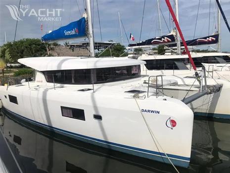 Lagoon 42