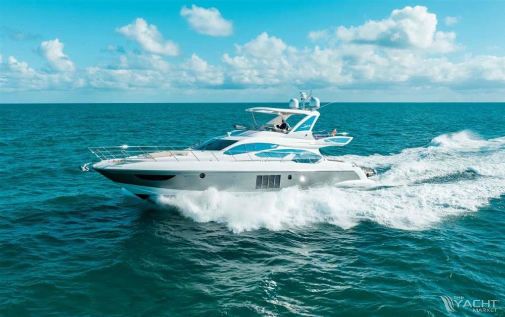 2015 Azimut