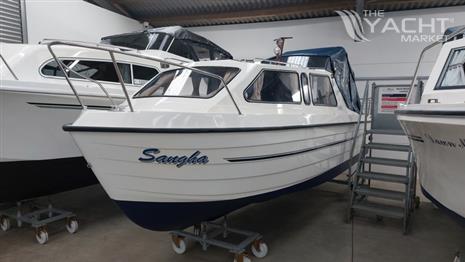 Mayland 22 ft Sapphire called Sangha