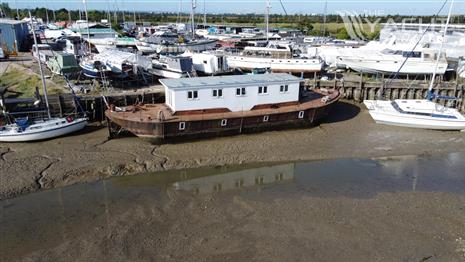 James Pollock &amp; Sons Lighter Barge - James Pollock &amp; Sons Lighter Barge