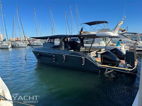 TESORO YACHTS TESORO T38 POWER CAT