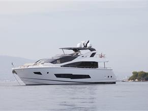 Sunseeker 86 Yacht