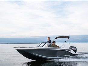 BAYLINER ELEMENT M17