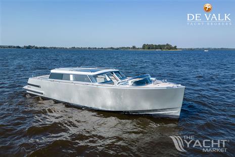 Custom Reliant X40T Limousine Tender Taxiboat - Picture 1