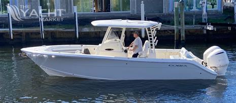 Cobia 301 Center Console