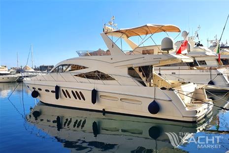 Sealine T60 - Image courtesy of JD Yachts