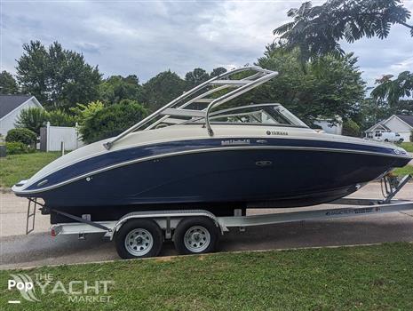 Yamaha 242 Limited S - 2013 Yamaha 242 Limited S - Photo #1