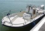 Boston Whaler Outrage 18