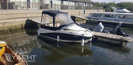 Quicksilver 505 Cabin Active GRP Sport Cruiser