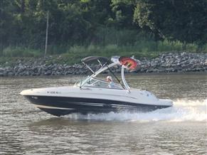 Sea Ray Sundeck 200