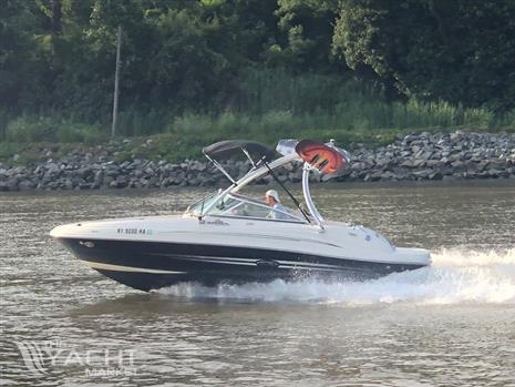 Sea Ray Sundeck 200