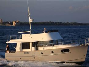 BENETEAU SWIFT TRAWLER 44