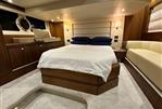 Sunseeker San Remo 485 - 16 - Master Cabin