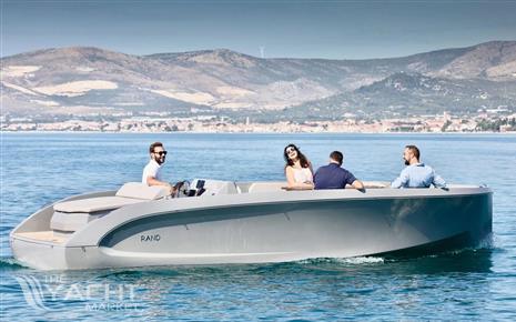 Rand Boats Mana 23