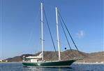 Pilothouse Schooner - 68ft Pilothouse Schooner - at anchor