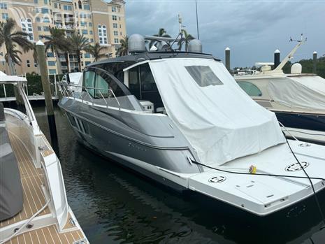 Cruisers Yachts 45 Cantius