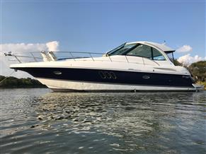 Cruisers Yachts 42 Sport Coupe
