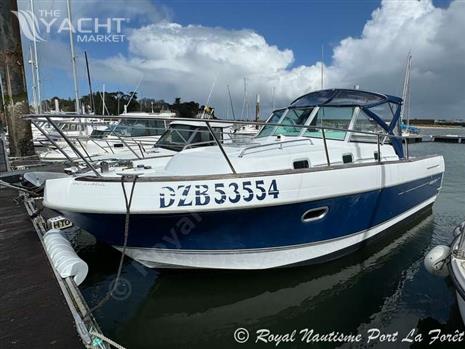 BENETEAU OMBRINE 800