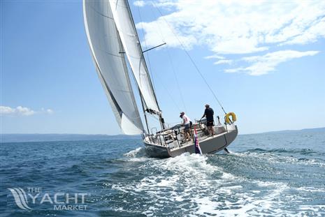 BENETEAU FIRST 44