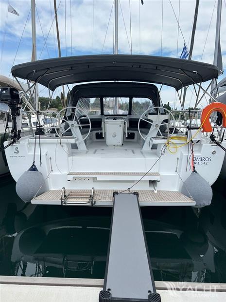 Beneteau Oceanis 51.1