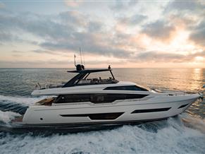 Ferretti 780