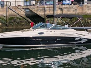 Sea Ray 270 Sundeck