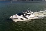 Sunseeker 88 Yacht - Sunseeker 88 Yacht