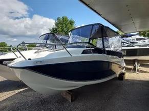 quicksilver 555 activ