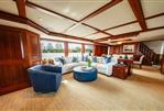 Burger Tri-Deck Motor Yacht - Salon Looking To Port