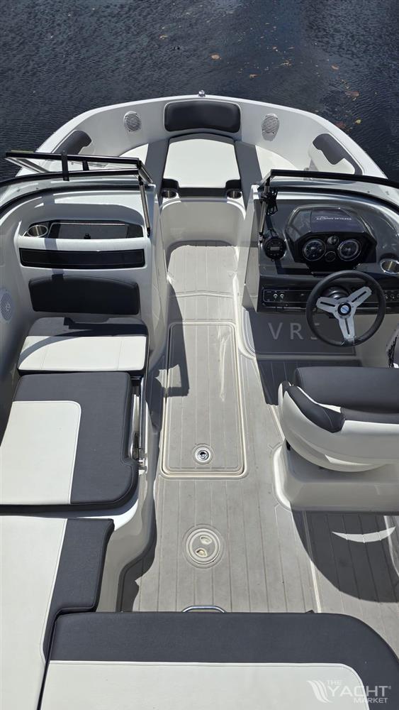 2021 Bayliner