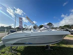 BENETEAU FLYER 650 SUNDECK