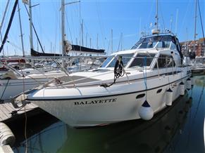 Broom 33
