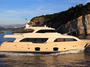 Custom Line Navetta 26 Crescendo