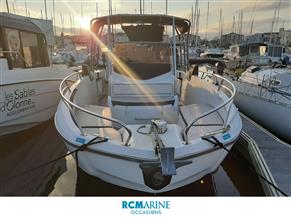 BENETEAU FLYER 7.7 SUNDECK