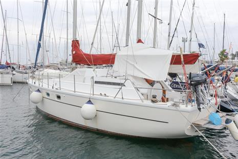Ferretti Yachts Altura 42