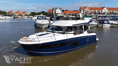 Jeanneau Merry Fisher 1095 Flybridge