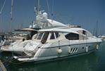 Sunseeker Manhattan 60 - P1040751.JPG