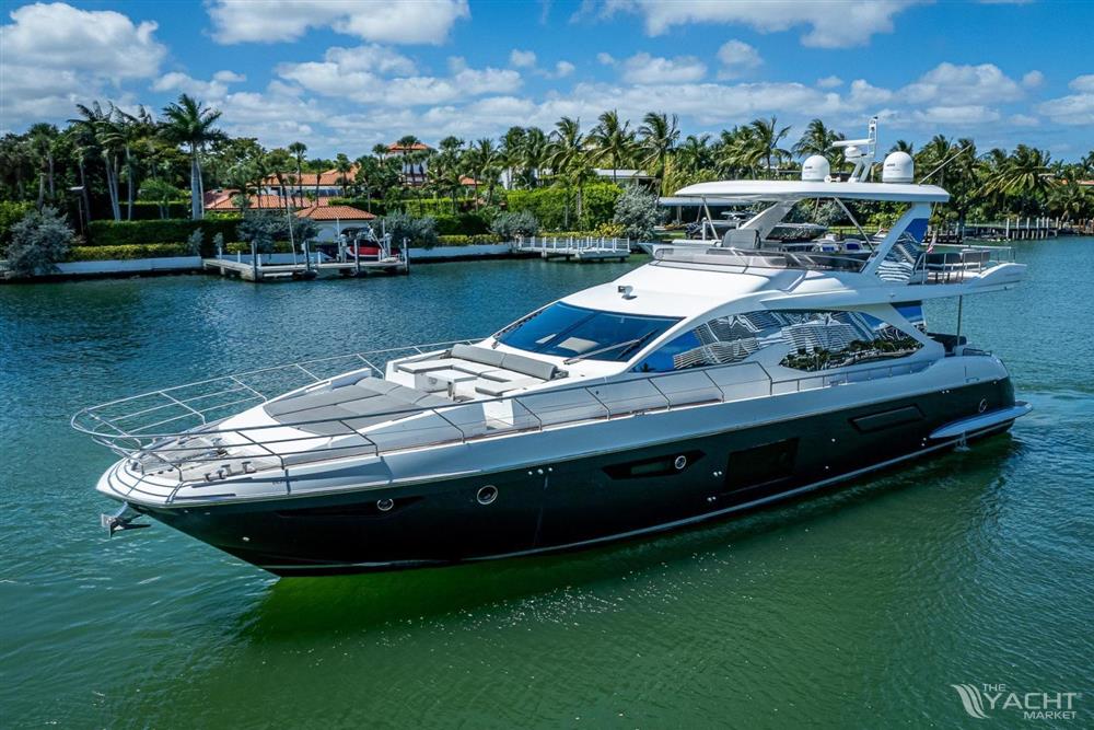 2016 Azimut