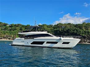 Ferretti Yachts 670