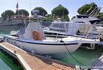 BOSTON WHALER OUTRAGE 26