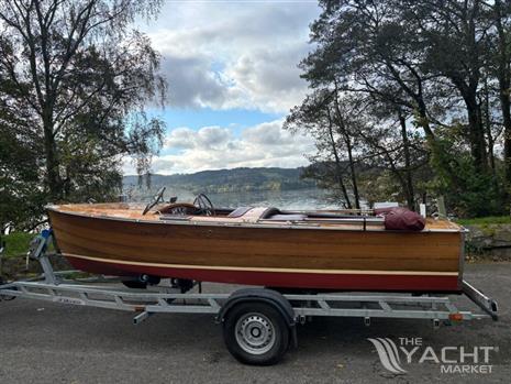 Chris Craft Runabout De Luxe